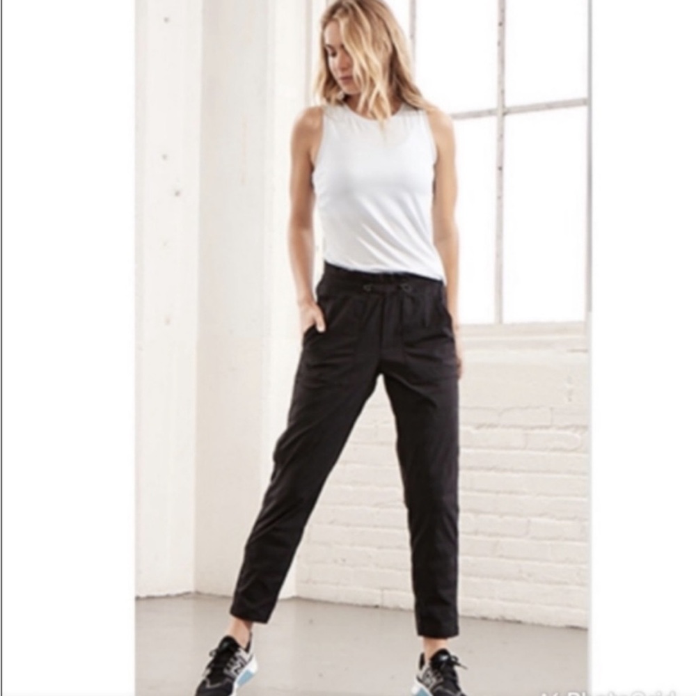Athleta Trekkie Paper Bag Pant, Black, Hiking Nylon Pant, Size 10